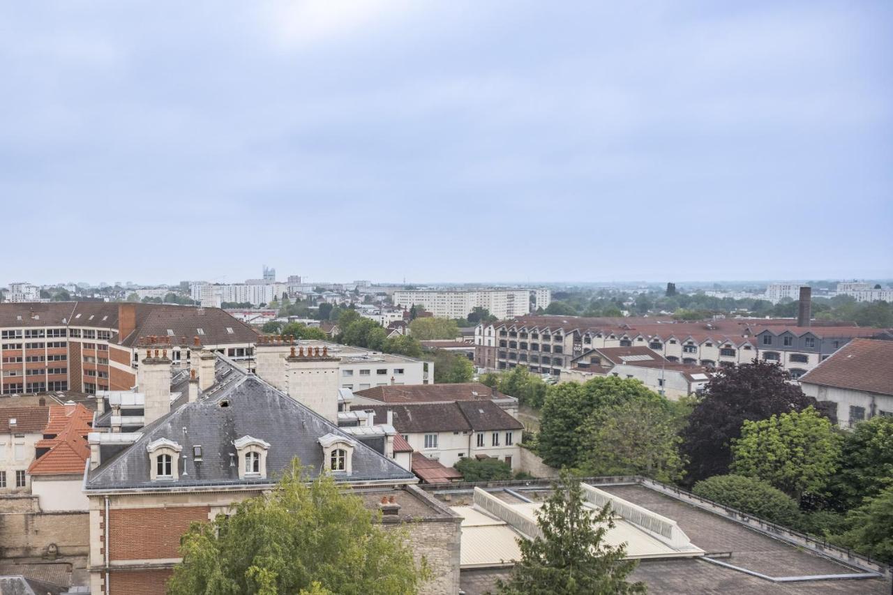 Evasion Urbaine - Vue Panoramique - Proche Gare Apartment Troyes